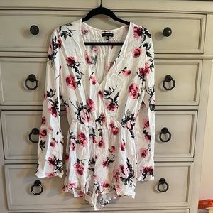 Kendall & Kylie white floral romper